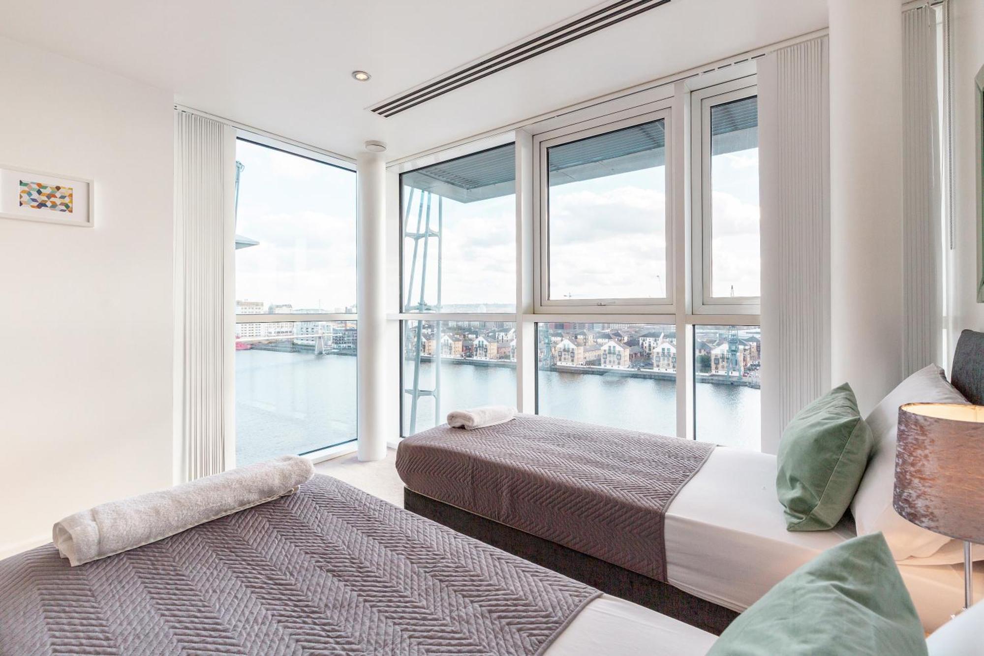 Premium By Excel Londra