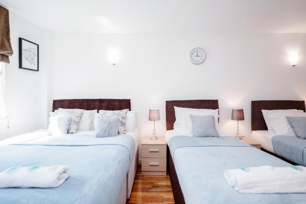 Premium By Excel * Londra