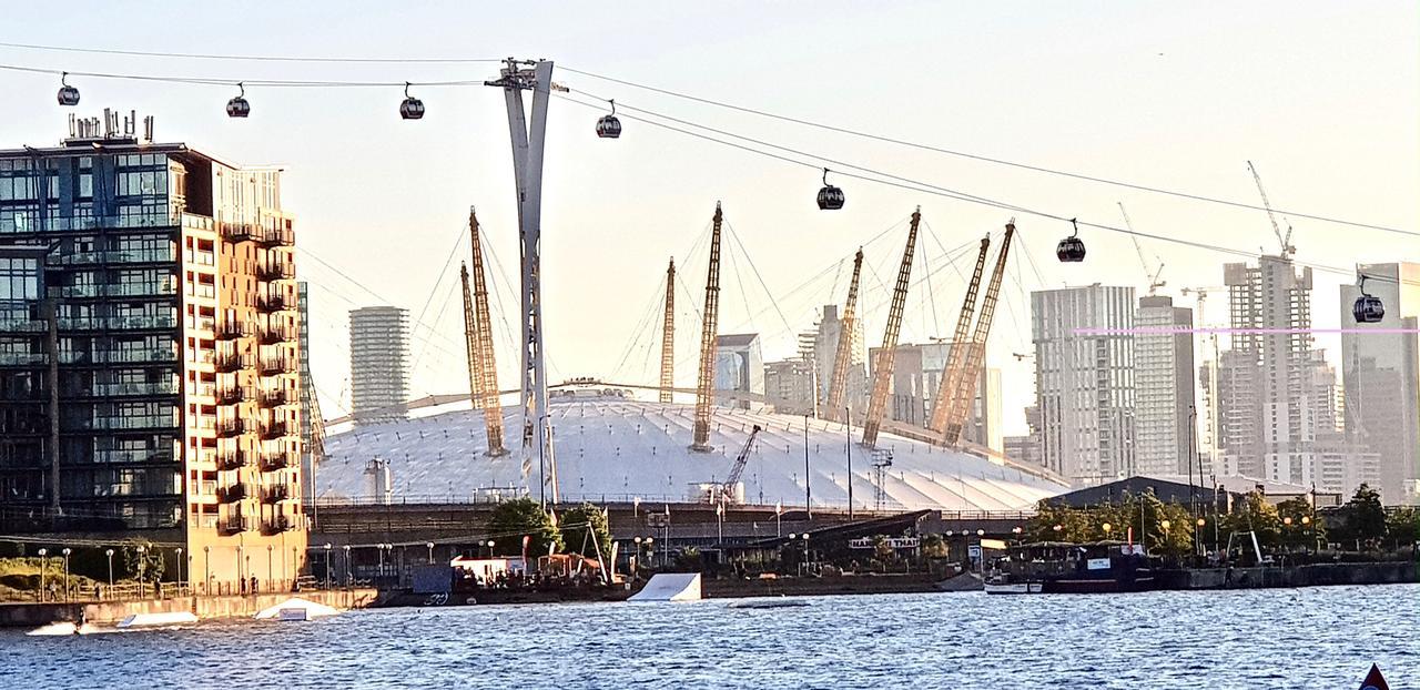 Premium By Excel Londra