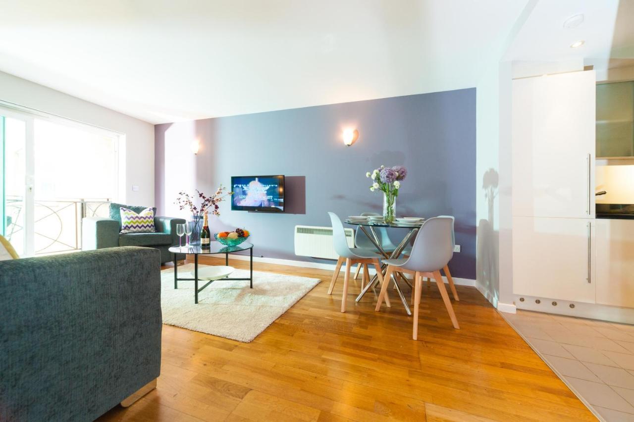 Premium By Excel Londra